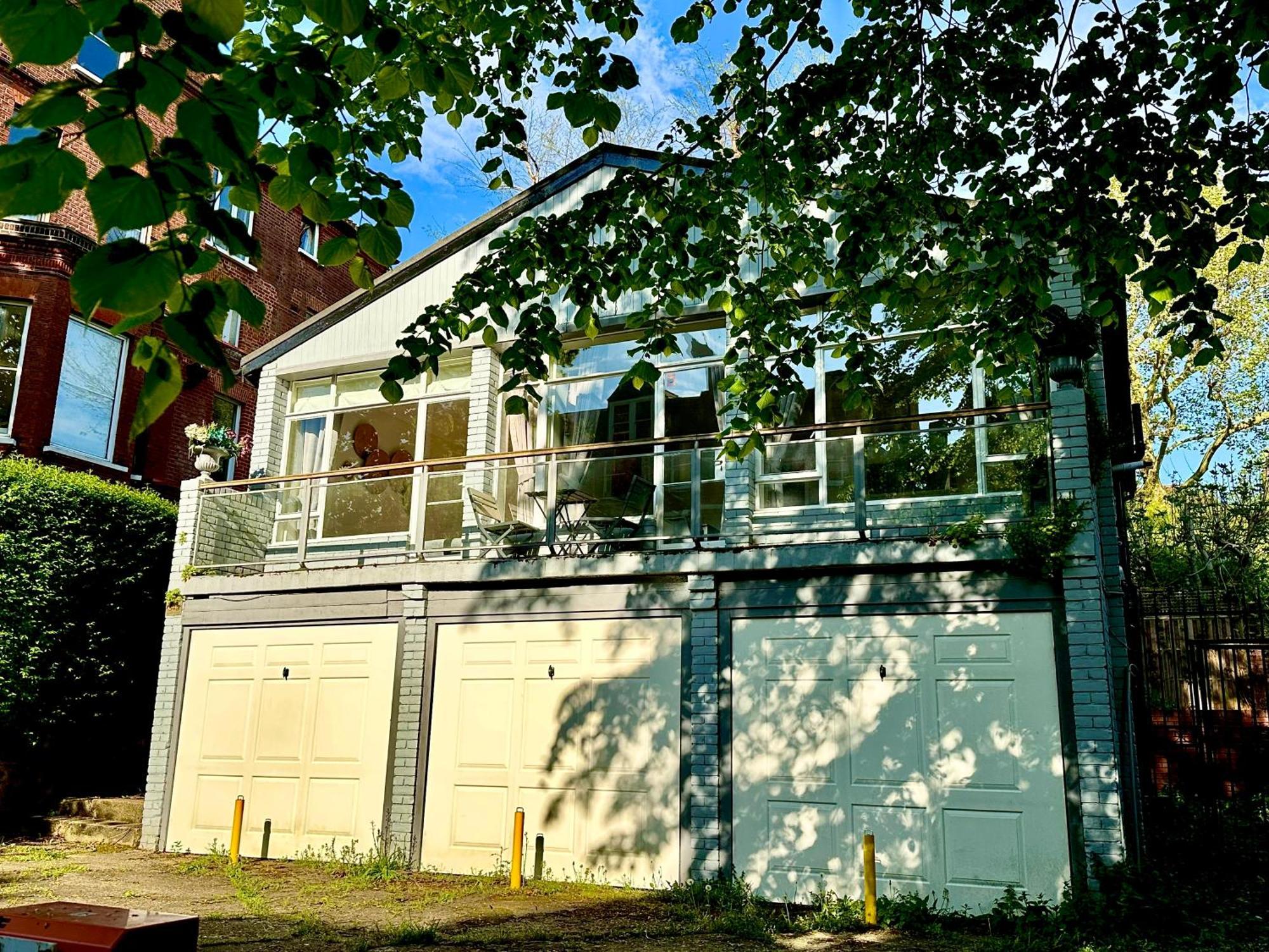 Quiet Residential Area Modern And Cozy Two Bed In Hampstead Appartamento