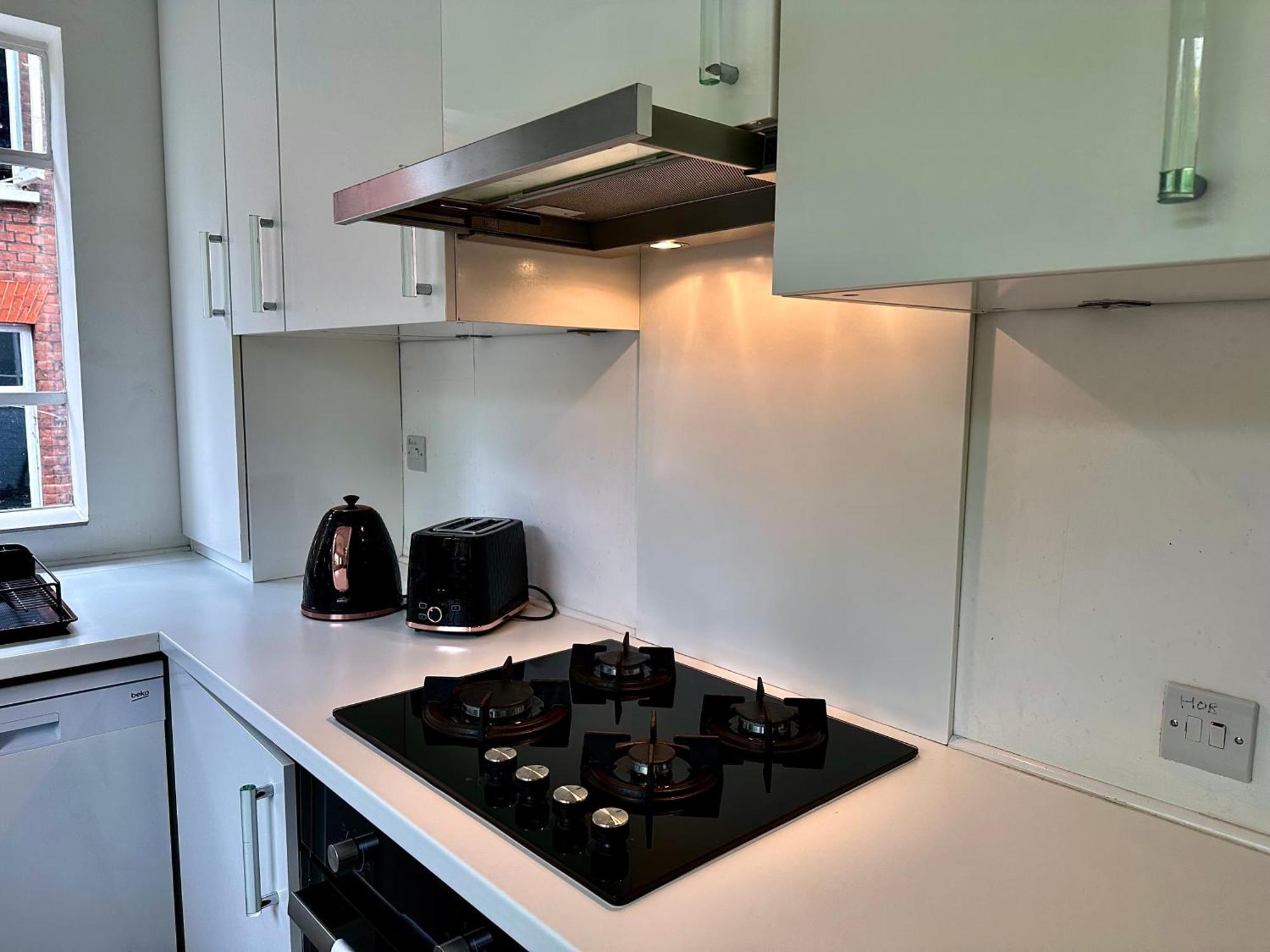 Quiet Residential Area Modern And Cozy Two Bed In Hampstead * Londra